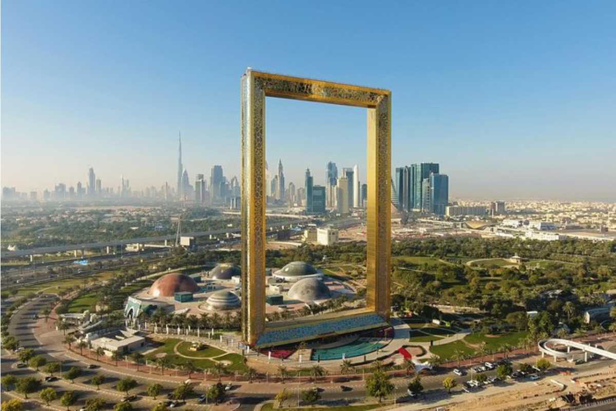 Discover the Iconic Dubai Frame